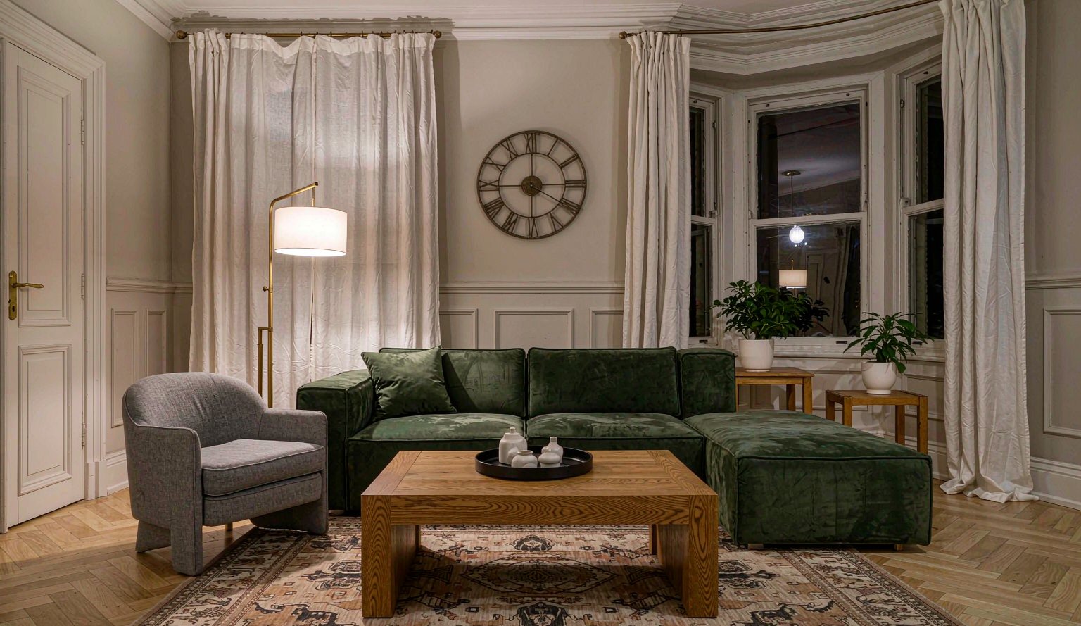 Home Traditional living room with green velvet sofa